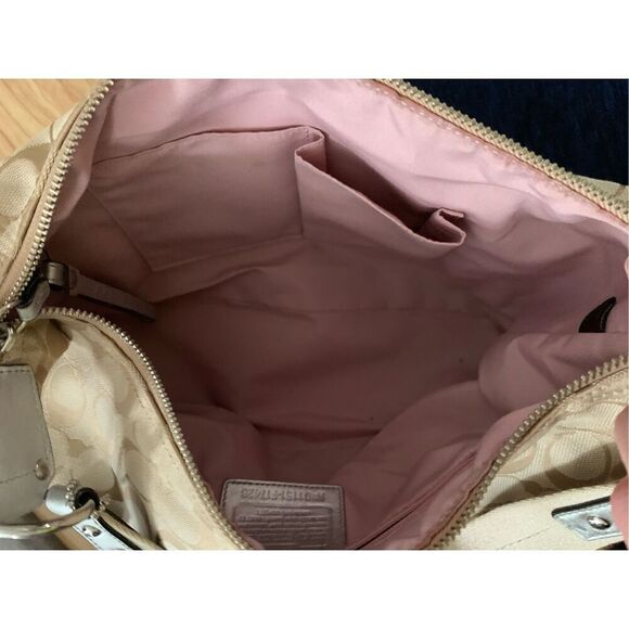 Coach old style logo shoulder bag tan color - Picture 4 of 8